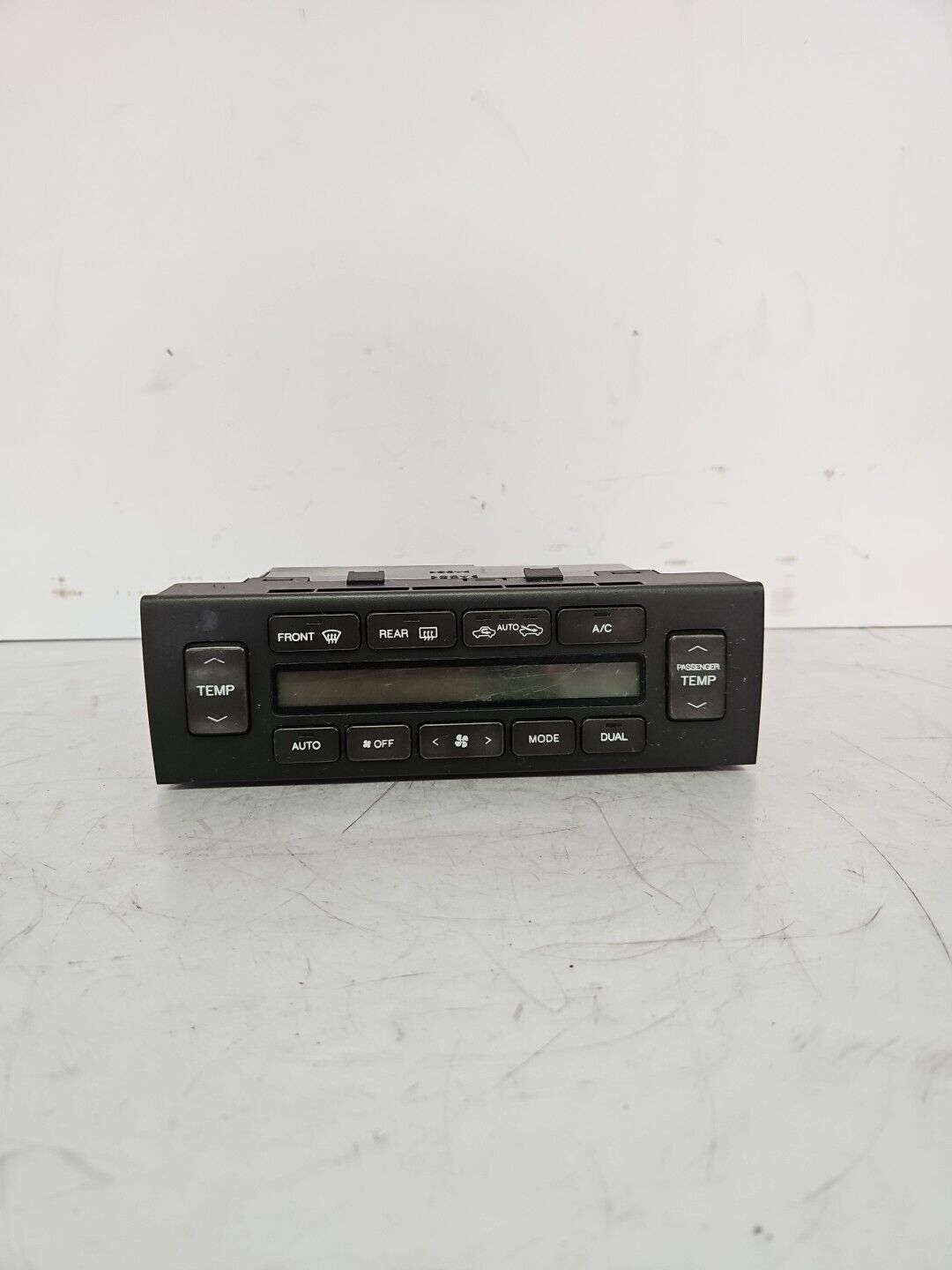 1998-2005 LEXUS GS300 OEM A/C Heater Climate Temperature Control 55900-3A280