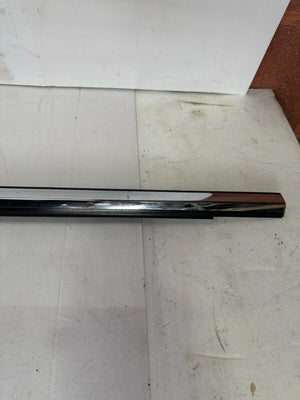 01-06 Lexus LS430 OEM Front Left Door Window Glass Outer Trim Molding