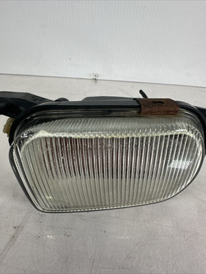 01-04 MERCEDES W203 C240 CL500 FRONT LEFT LOWER BUMPER FOG LIGHT LAMP OEM