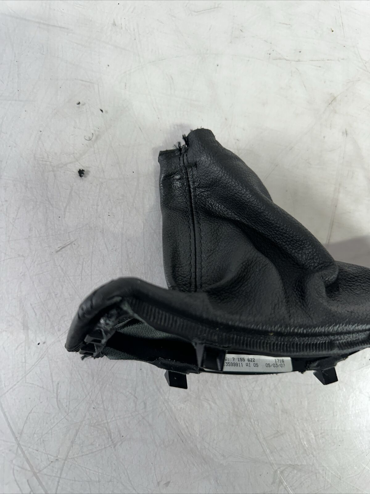 2006-2011 BMW E90 325i 328i PARKING BRAKE BOOT HANDLE COVER BLACK 7155622 OEM A1