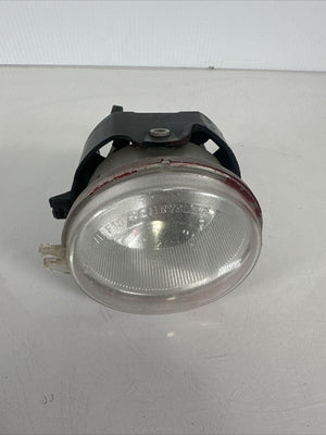 2010-2018 CHRYSLER DODGE Journey Jeep Caravan FOG LIGHT OEM A045048