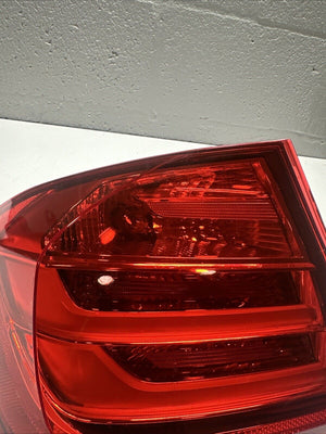 12-15 BMW F30 3 Series Rear Left Driver Side Quarter Panel Taillight Lamp OEM