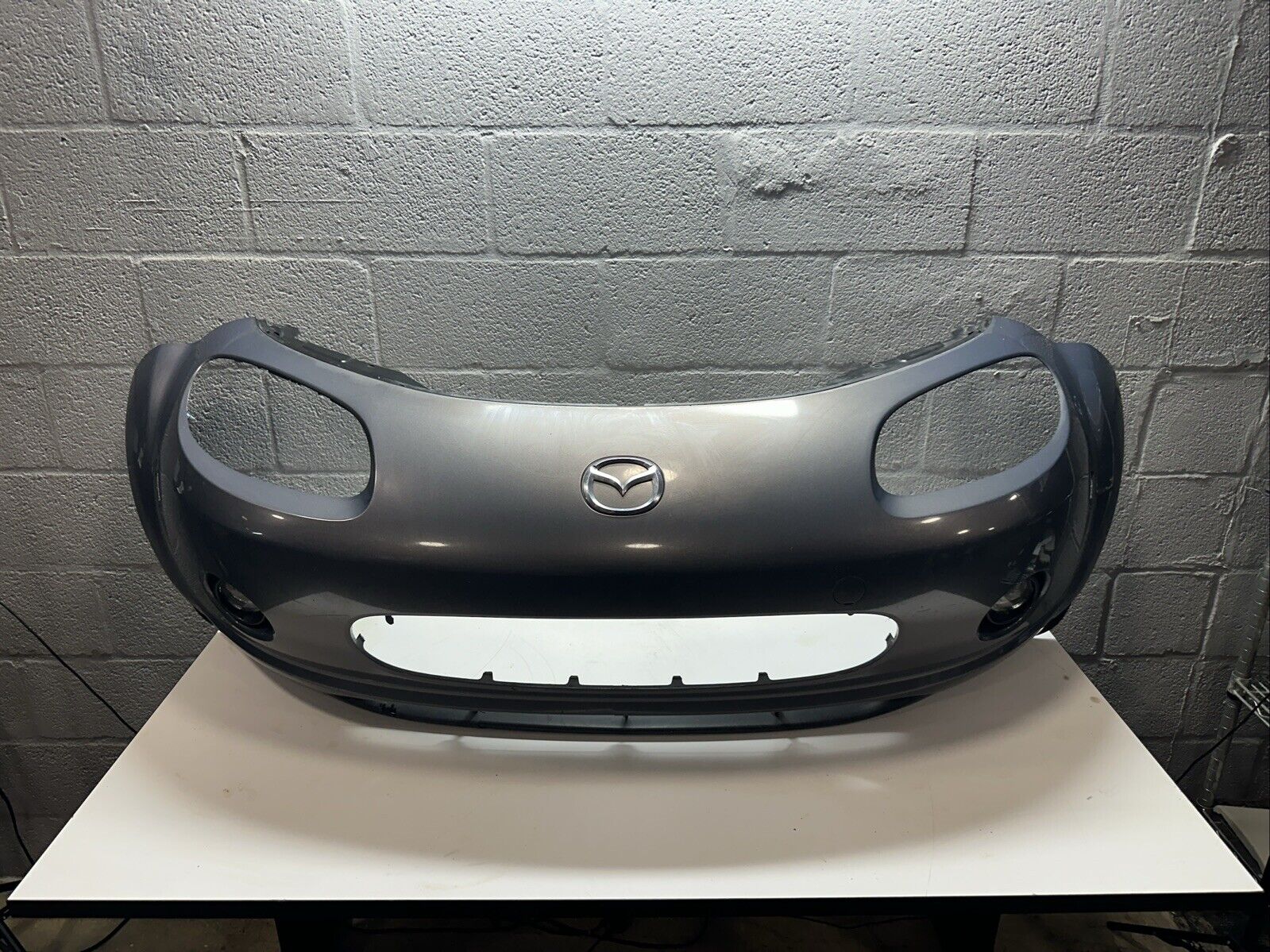 2006-2008 MAZDA MX-5 MIATA FRONT BUMPER COVER ASSEMBLY W/FOG LIGHTS