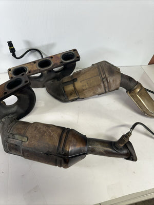 01-05 BMW E46 325 330 Z3 M54 Engine Exhaust Manifold Headers Left + Right