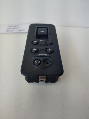 Range Rover Sport L320 Rear Window Switch With Audio Controls x1 YUD501080PVJ