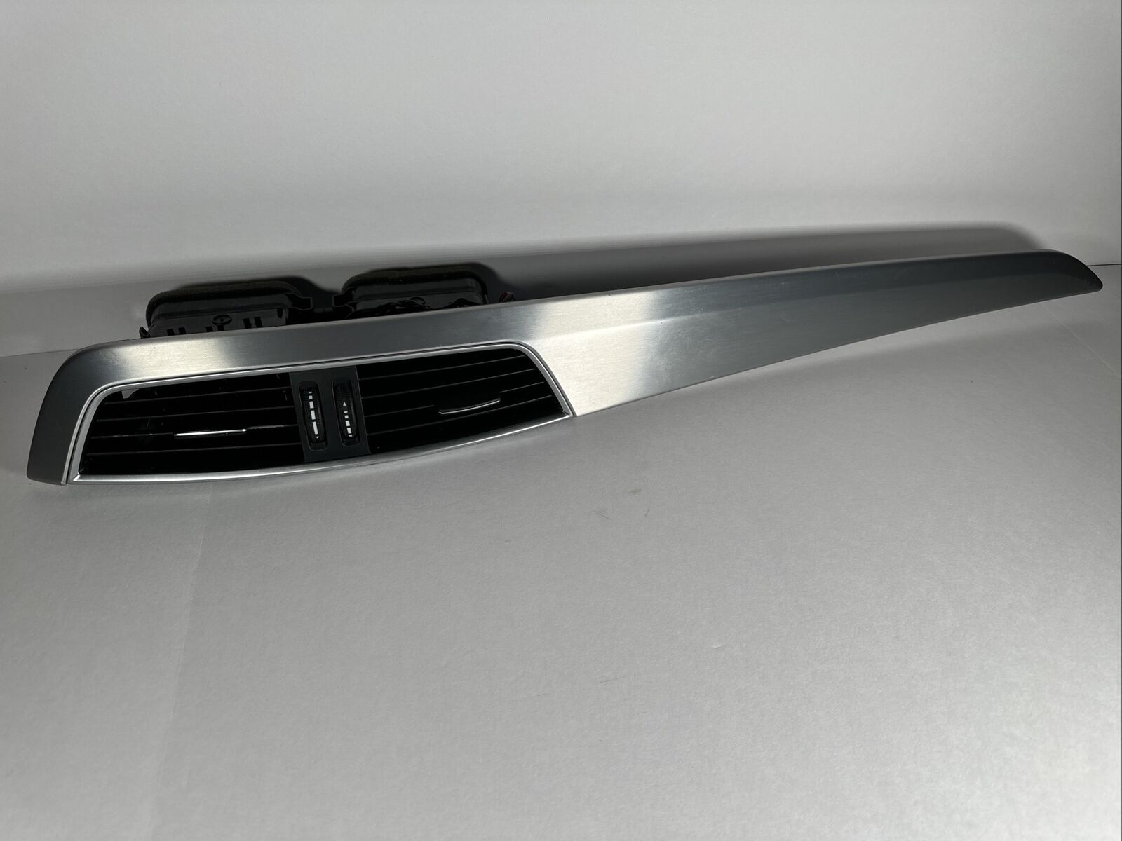 12-15 MERCEDES C250 FRONT DASH VENTS PANEL SILVER OEM