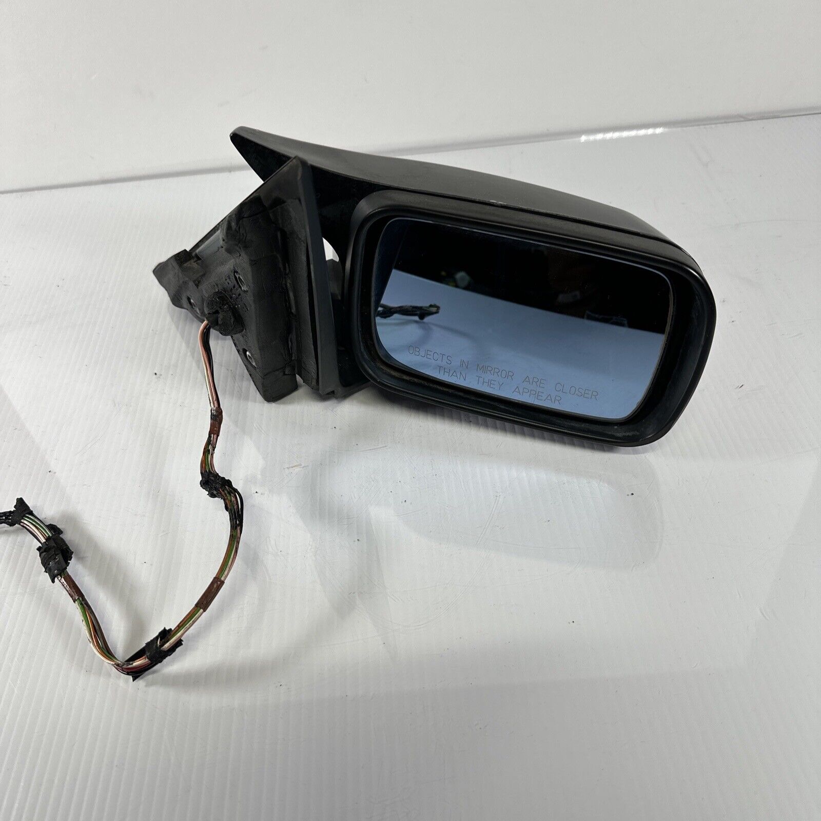 2000-2005 BMW 323i 325i 330i Passenger Side View Mirror Power Sedan E46 OEM