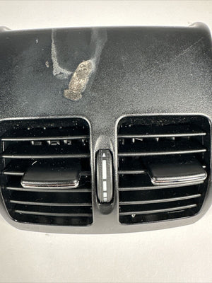 08-17 Mercedes W212 E350 C300  Rear Center Console Air Vent AC A/C Trim OEM