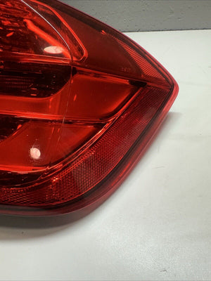 12-15 BMW F30 3 Series RIGHT PASSENGER SIDE Quarter Panel Taillight Lamp OEM