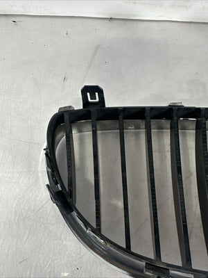 2009-2010 BMW 528I XDRIVE - Front LEFT Bumper Grille 7027061