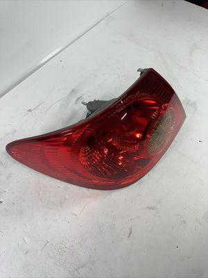 2005-2008 Toyota Corolla Passenger Left LH Side Halogen Tail Light OEM