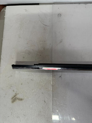 01-06 Lexus LS430 OEM Front Left Door Window Glass Outer Trim Molding