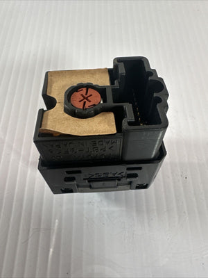 01 02 03 04 05 06 LEXUS LS430 POWER MIRROR FOLDING PARK CONTROL SWITCH OEM TAN