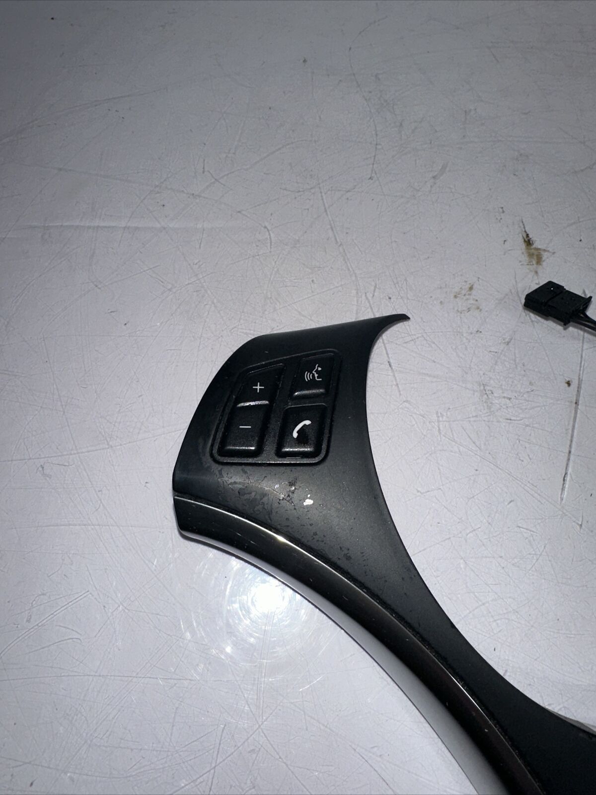 06-13 OEM BMW E90 E92 E93 Sport Steering Wheel Trim