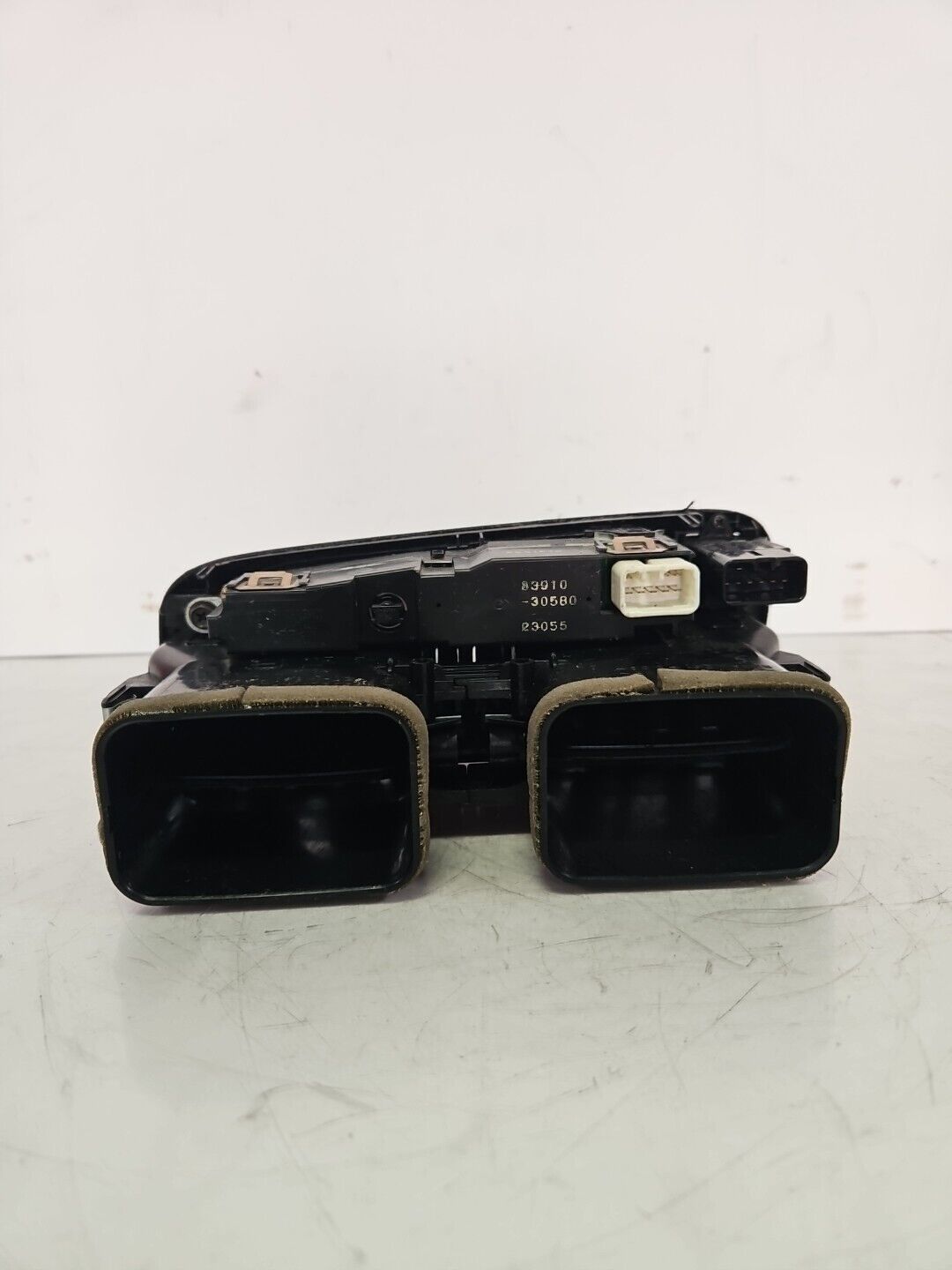 OEM 1998-2005 LEXUS GS430 GS300 GS400 CENTER DASH AIR VENT W/ CLOCK DISPLAY