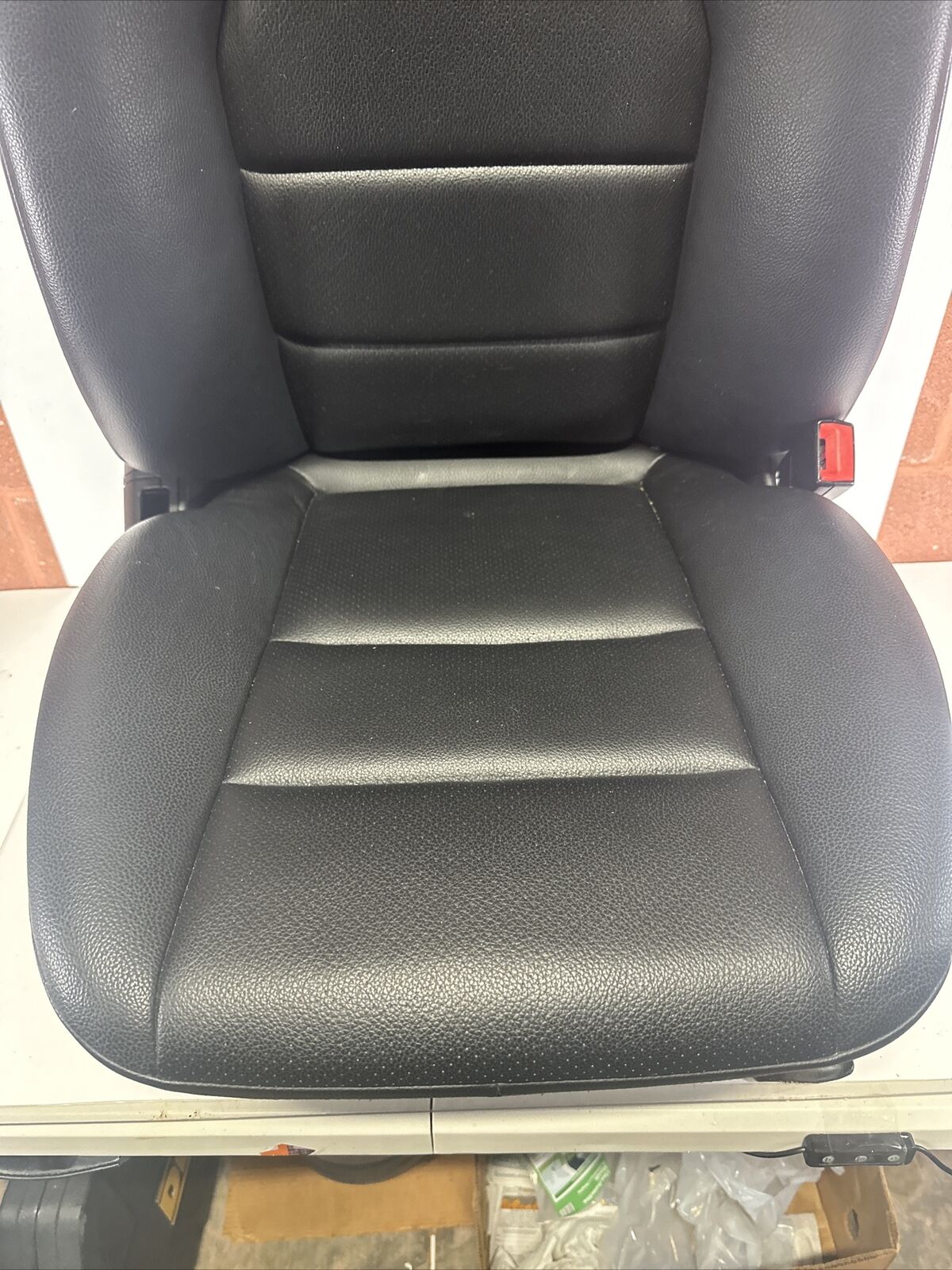 2013 MERCEDES BENZ C300 FRONT SEAT Right Passenger BLACK LEATHER COMPLETE OEM