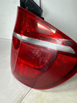 2011-2013 E70 BMW X5 RIGHT Passenger OEM Outer Tail Light Brake Lamp