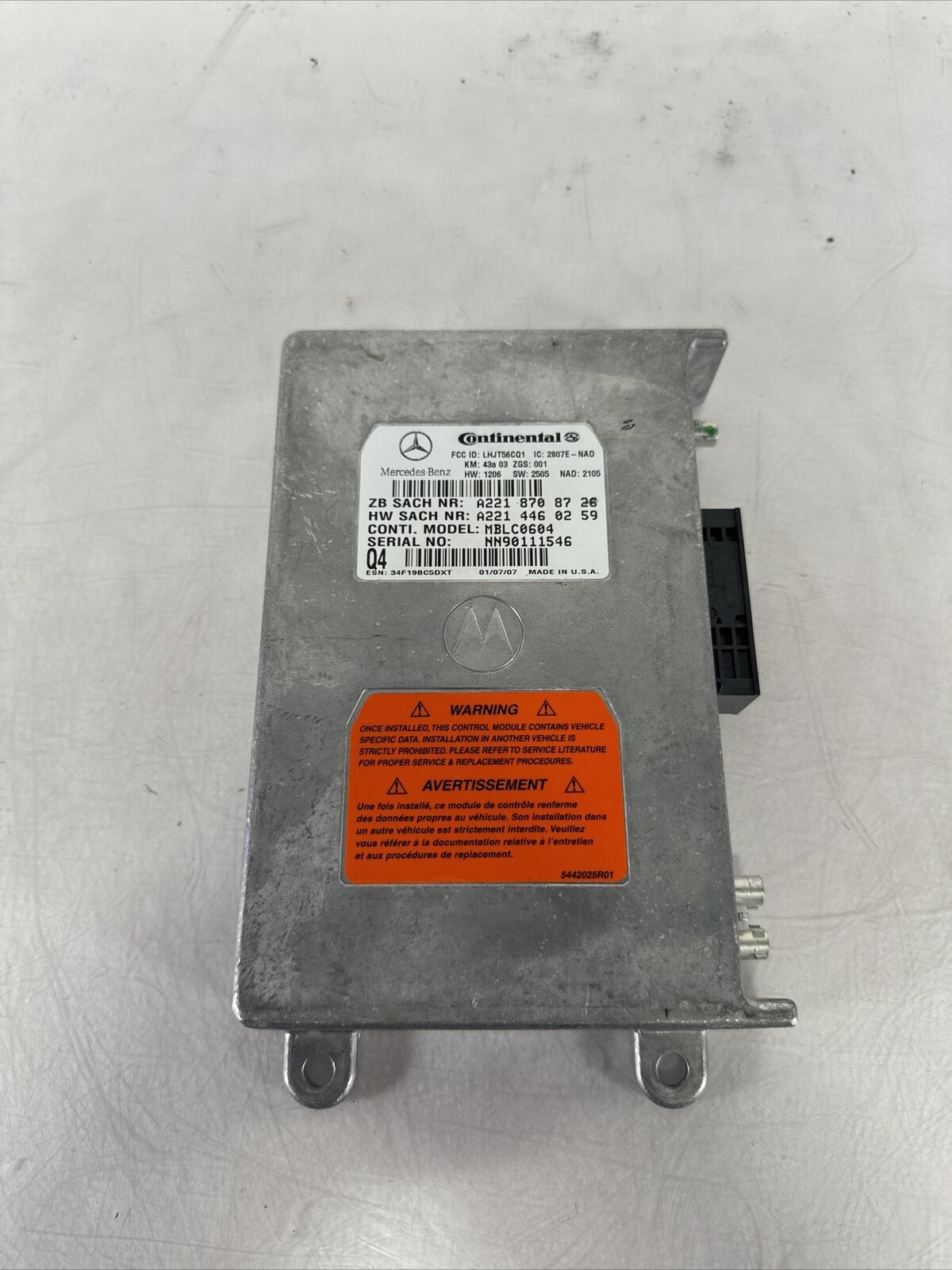 A221 870 87 26 MERCEDES-BENZ COMMUNICATION CONTROL MODULE UNIT OEM