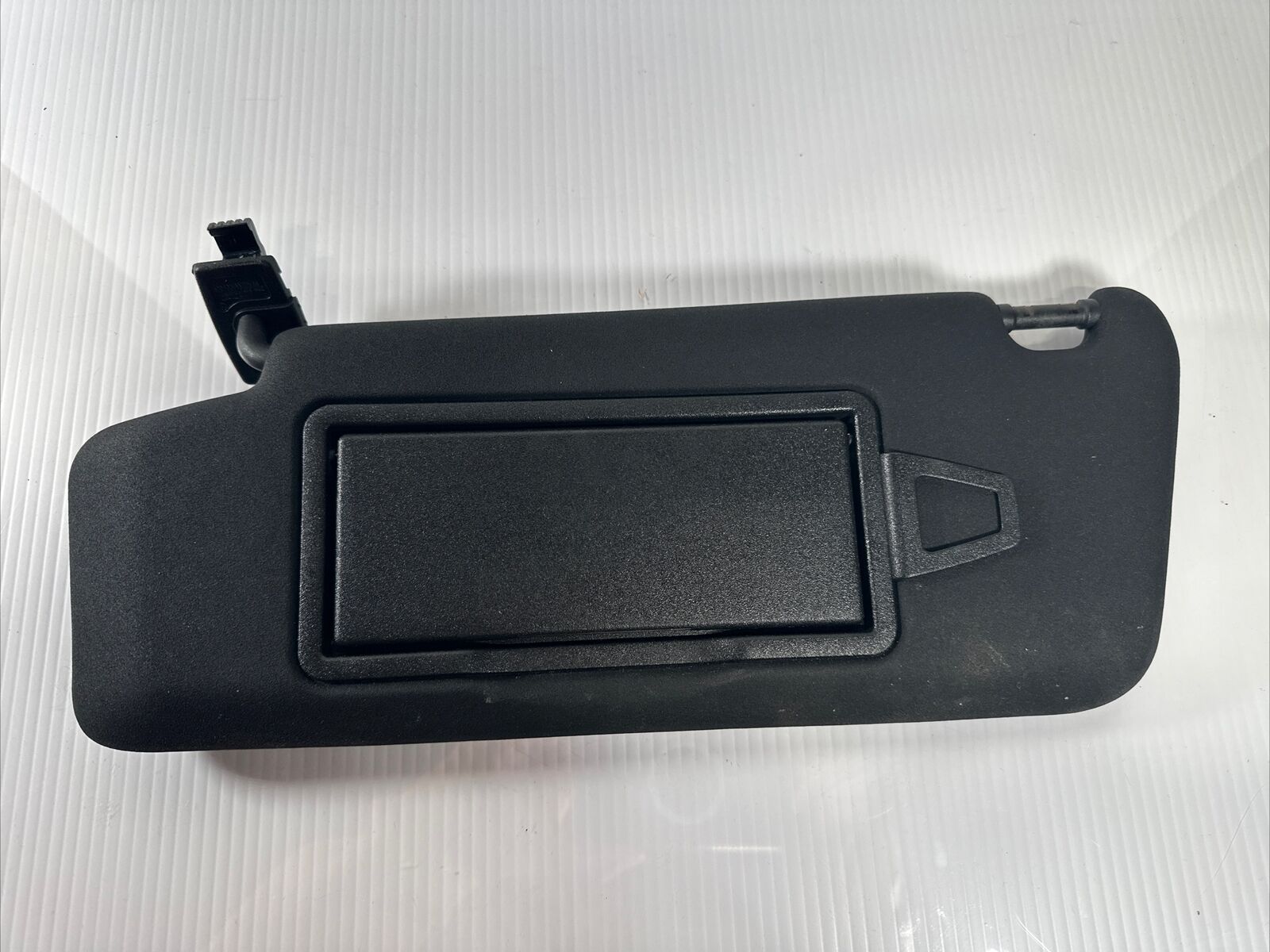 08-14 Mercedes W204 C300 C350 Left Side Sunvisor Sun Visor Black OEM