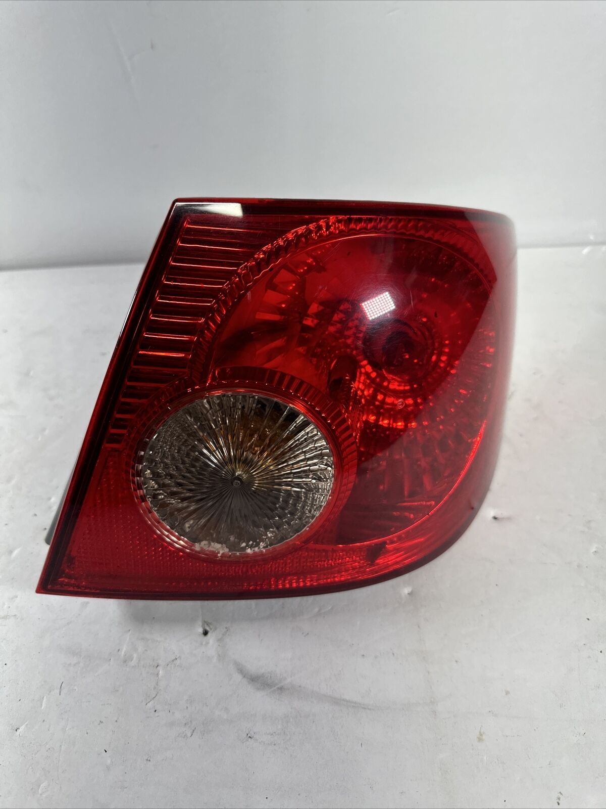 2005-2008 Toyota Corolla Passenger Right RH Side Halogen Tail Light OEM