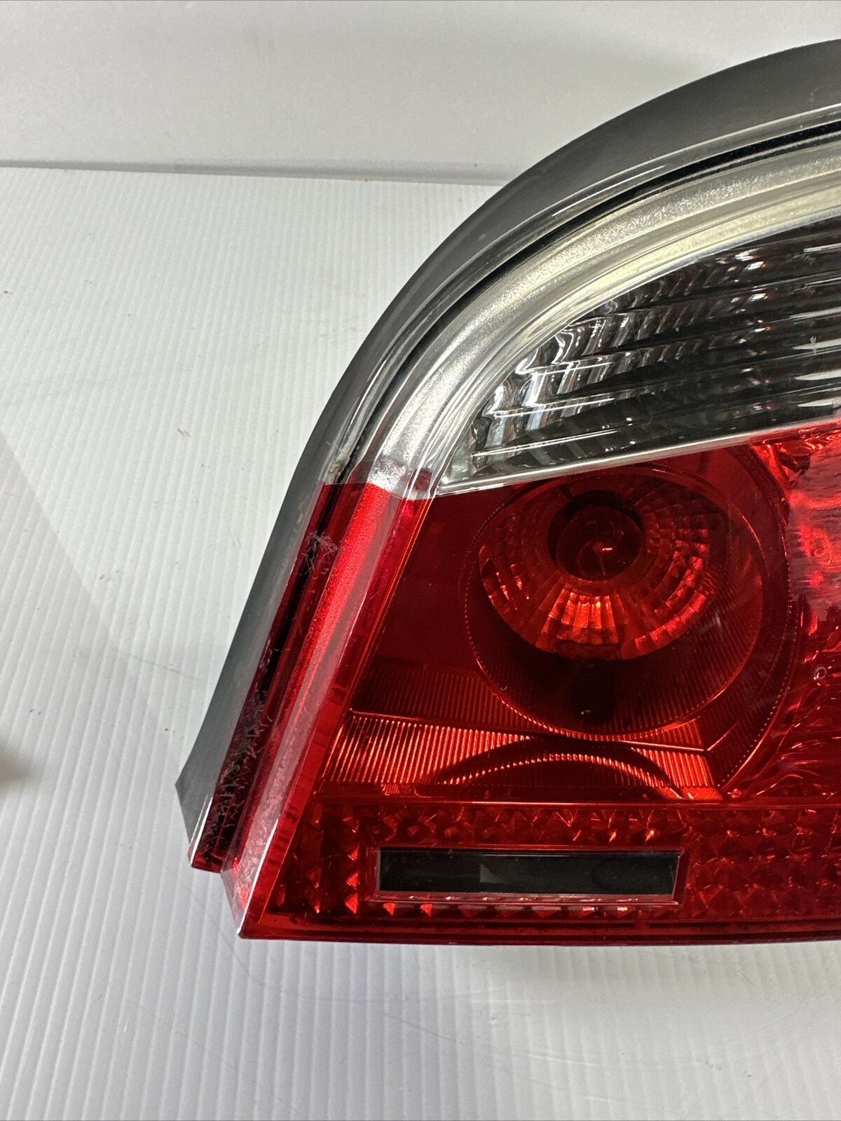 2006 BMW 530i E60 5 Series Rear RIGHT Side Tail Brake Light Lamp OEM