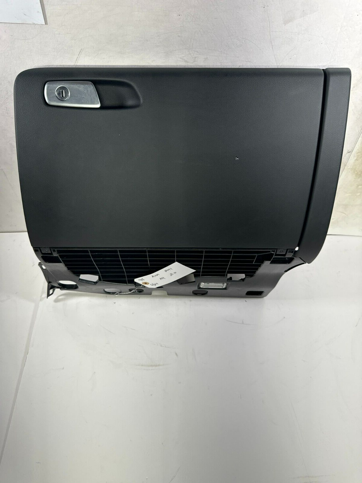 09-16 AUDI B8 A4 S4 SEDAN GLOVEBOX DASH GLOVE BOX COMPARTMENT STORAGE 010224