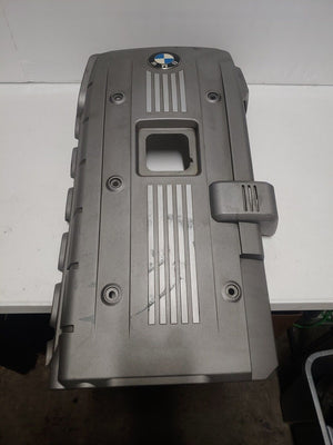 BMW 3-Series Engine Cover OEM 1-5821-001 W1