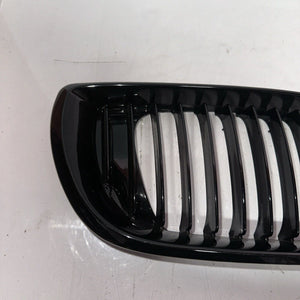 2002-2006 BMW 330i 328I 325i E46 Front Kidney Grill Front Right Left Driver OEM