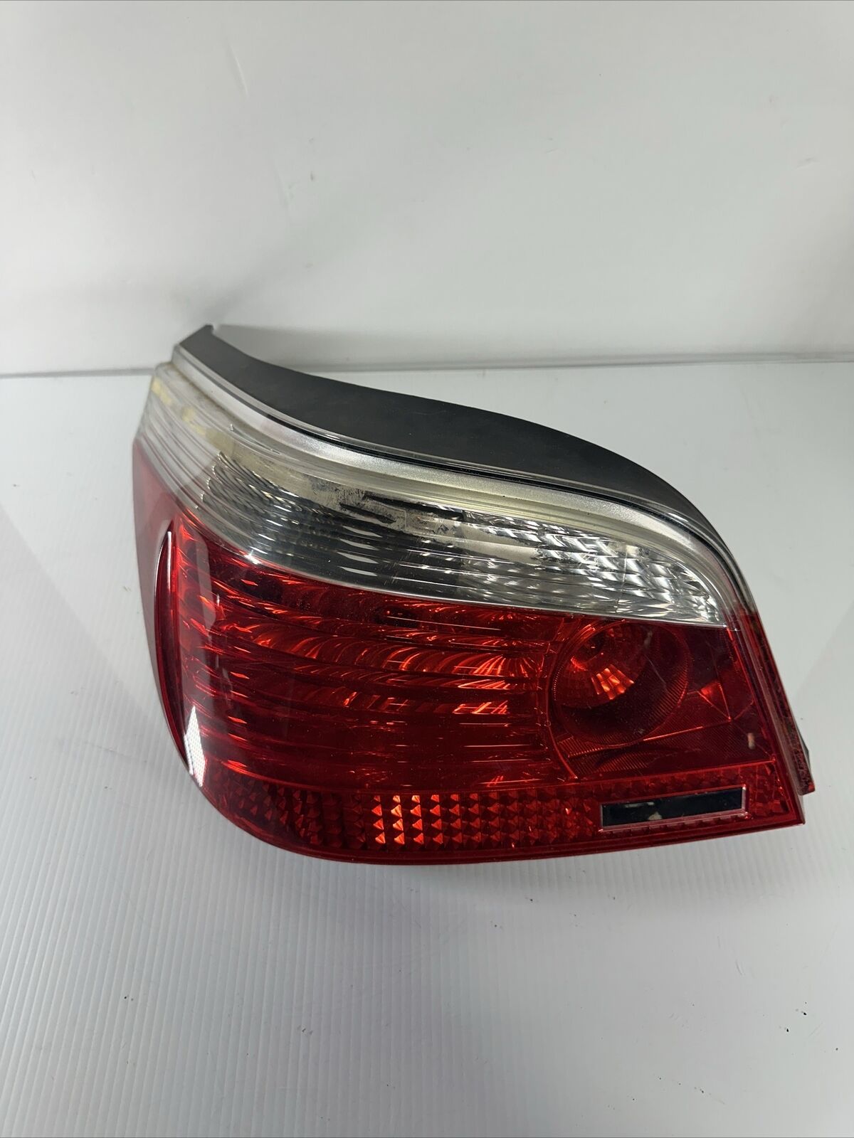 2006 BMW 530i E60 5 Series Rear LEFT Side Tail Brake Light Lamp OEM