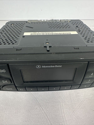 01-04 Mercedes W203 C230 CLK320 Radio Stereo Audio AM FM Unit 2038202586 OEM