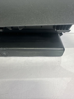 UZ80XDVAC 2008-2010 Dodge Charger Glove Box