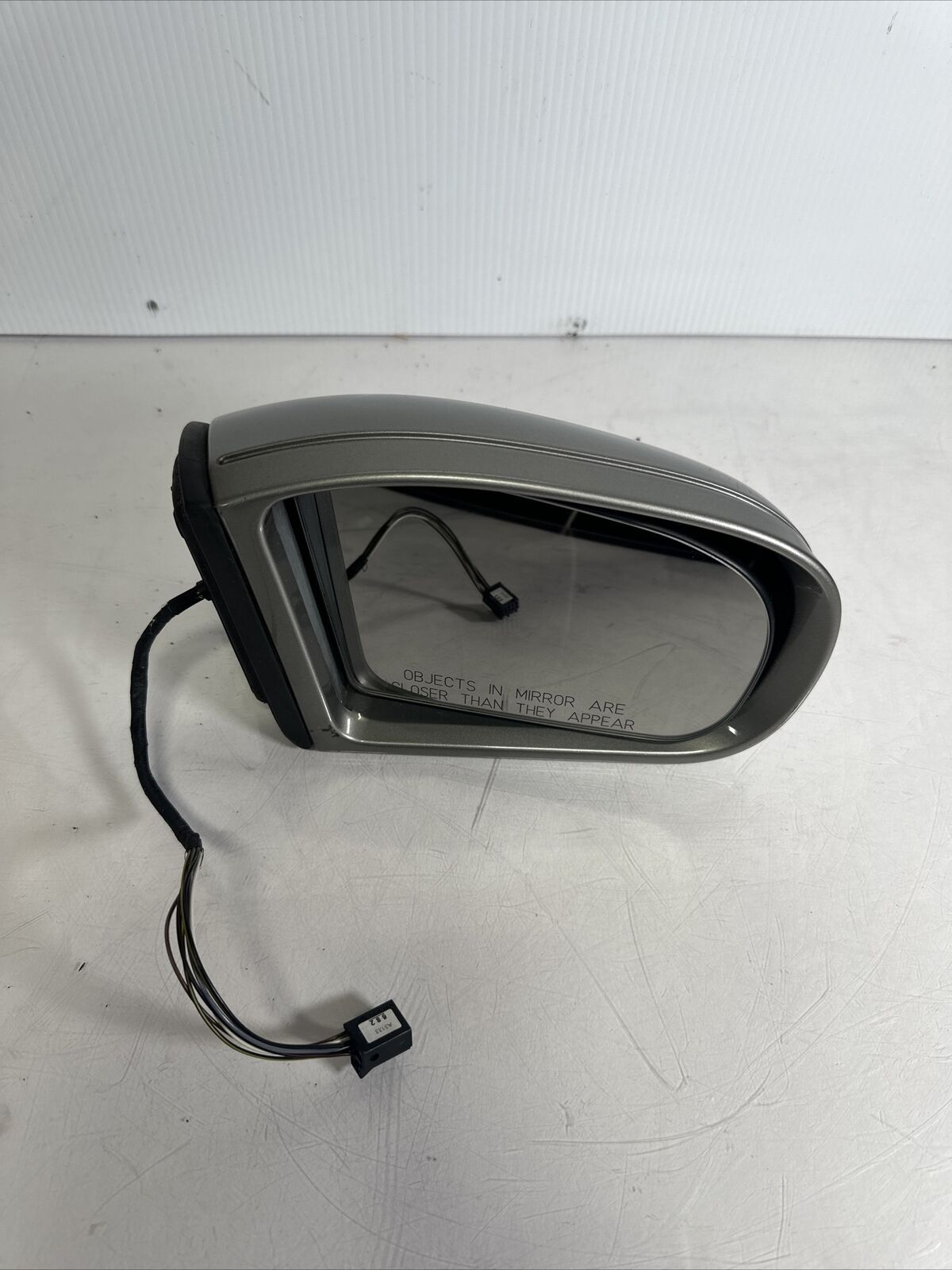 2001-2004 Mercedes Benz C240 Door Right Passenger Front Side Mirror Power