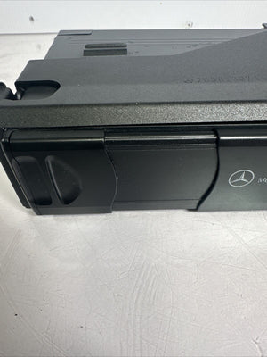 99-08 Mercedes W203 C240 E320 CD Changer 6 Disk Player w/ Magazine MC3010 OEM